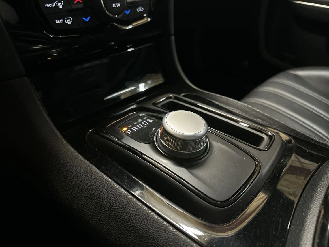 2018 Chrysler 300 300S Sedan 4D