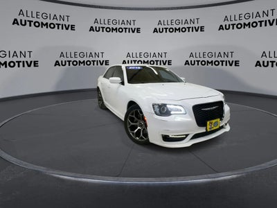 2018 Chrysler 300 300S Sedan 4D