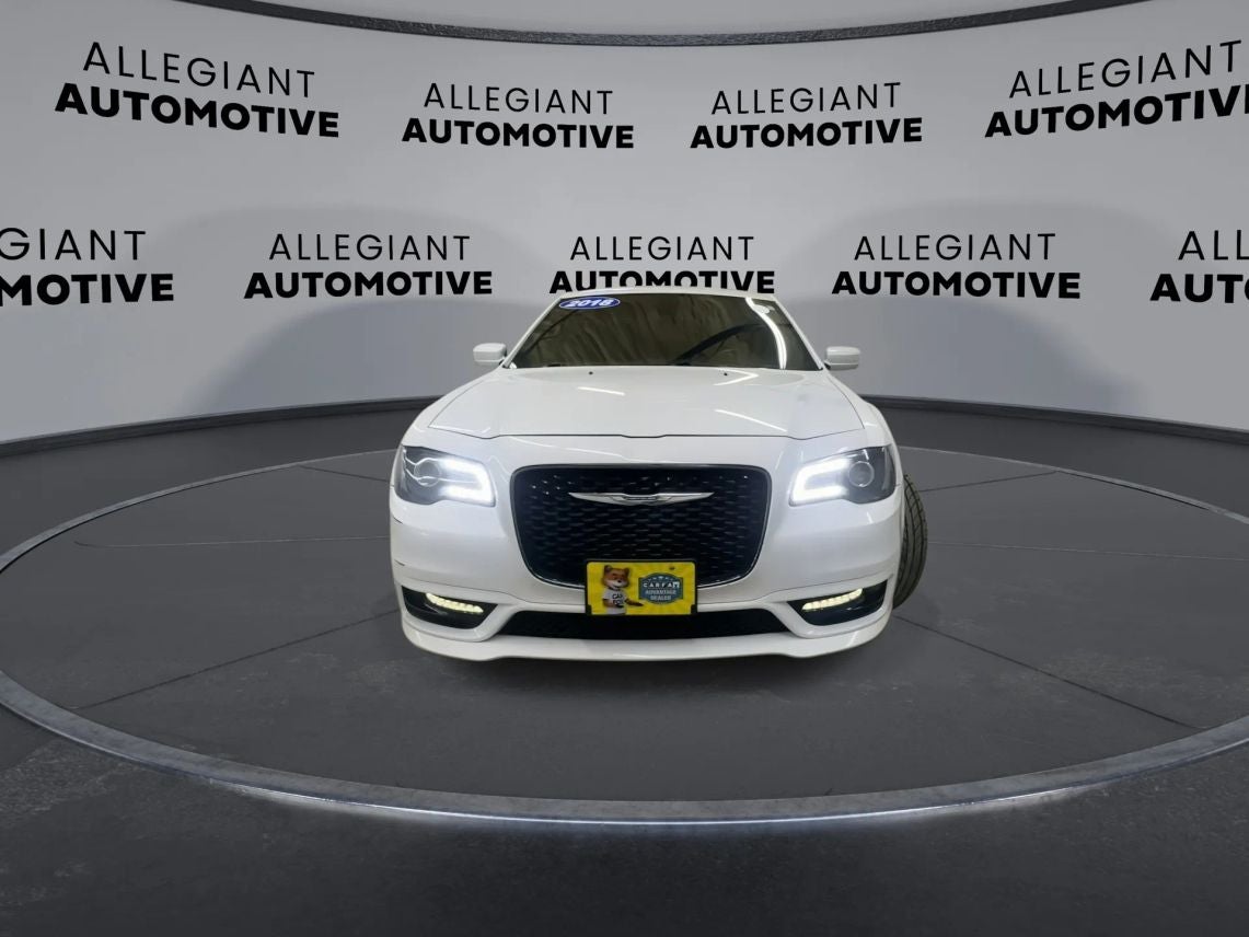 2018 Chrysler 300 300S Sedan 4D