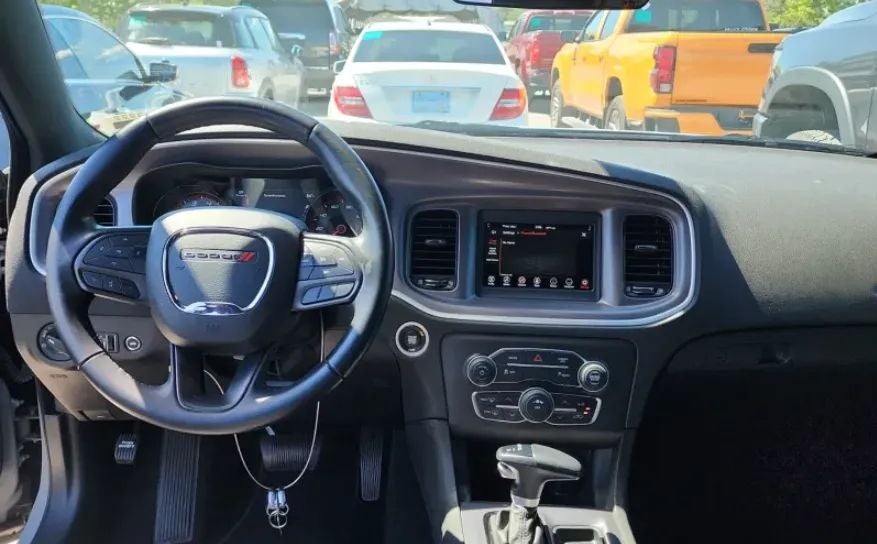 2022 Dodge Charger SXT Sedan 4D