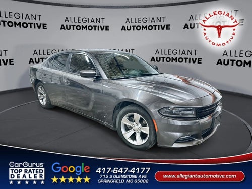 2016 Dodge Charger SXT Sedan 4D