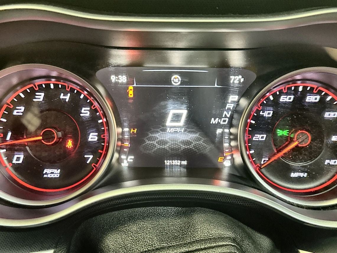 2016 Dodge Charger SXT Sedan 4D