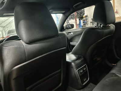 2016 Dodge Charger SXT Sedan 4D