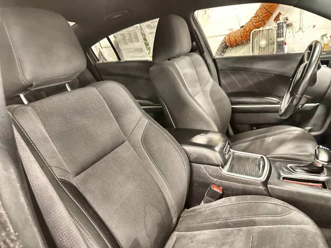2016 Dodge Charger SXT Sedan 4D