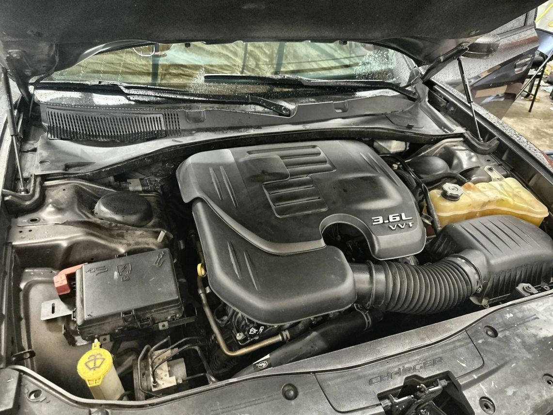 2016 Dodge Charger SXT Sedan 4D