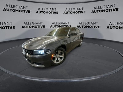 2016 Dodge Charger SXT Sedan 4D