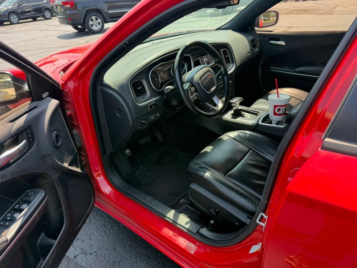 2018 Dodge Charger SXT Plus Sedan 4D