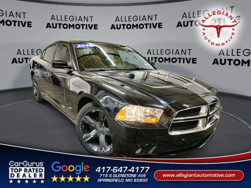 2014 Dodge Charger SXT Sedan 4D