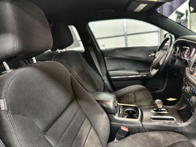 2014 Dodge Charger SXT Sedan 4D