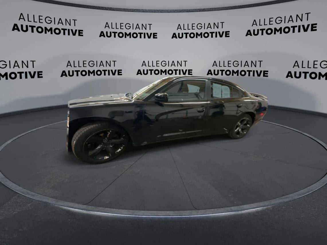 2014 Dodge Charger SXT Sedan 4D