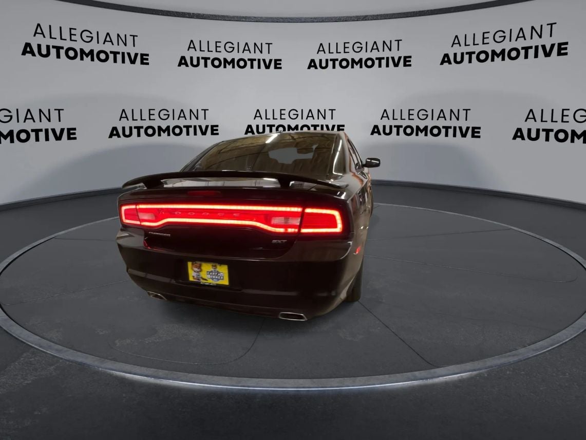 2014 Dodge Charger SXT Sedan 4D