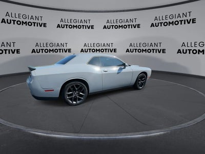 2021 Dodge Challenger SXT Coupe 2D