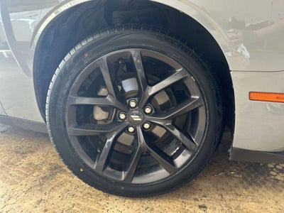 2021 Dodge Challenger SXT Coupe 2D