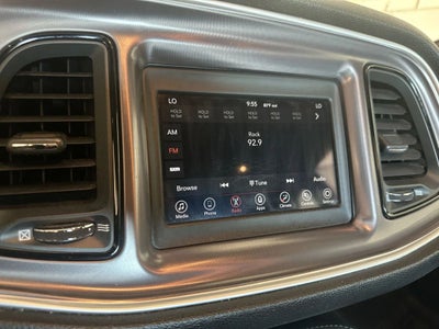2021 Dodge Challenger SXT Coupe 2D