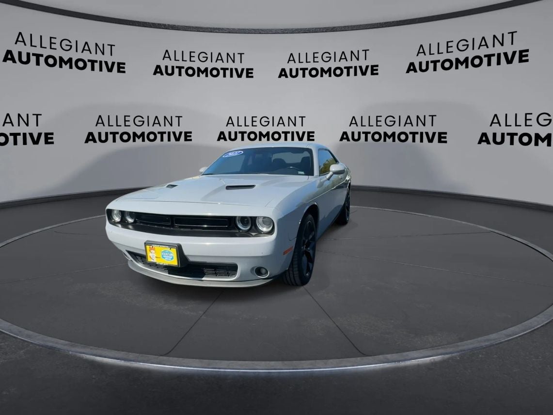 2021 Dodge Challenger SXT Coupe 2D