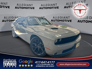 2021 Dodge Challenger SXT Coupe 2D