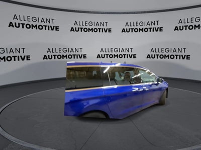 2018 Chrysler Pacifica Touring Plus Minivan 4D