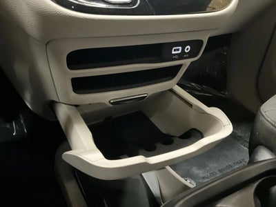 2018 Chrysler Pacifica Touring Plus Minivan 4D