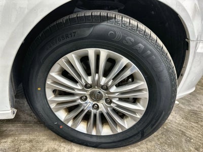 2014 Chrysler Town & Country Limited Minivan 4D