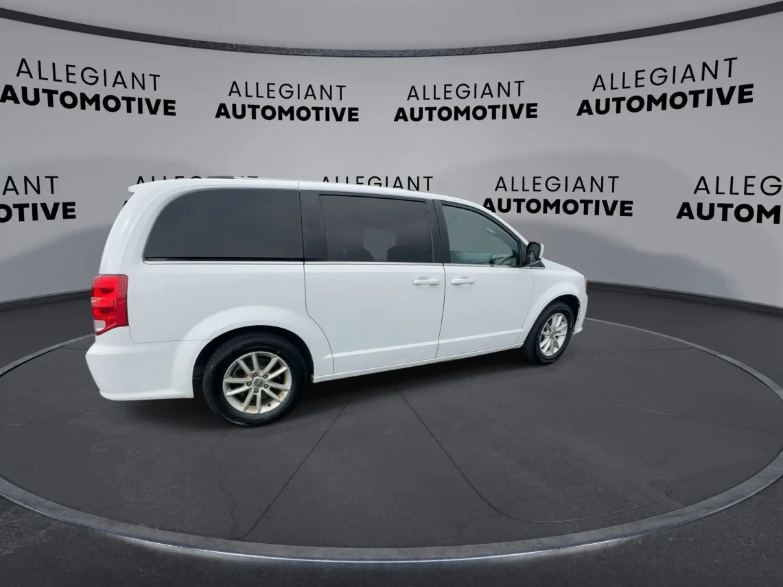 2019 Dodge Grand Caravan Passenger SXT Minivan 4D