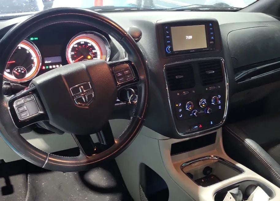 2019 Dodge Grand Caravan Passenger SXT Minivan 4D