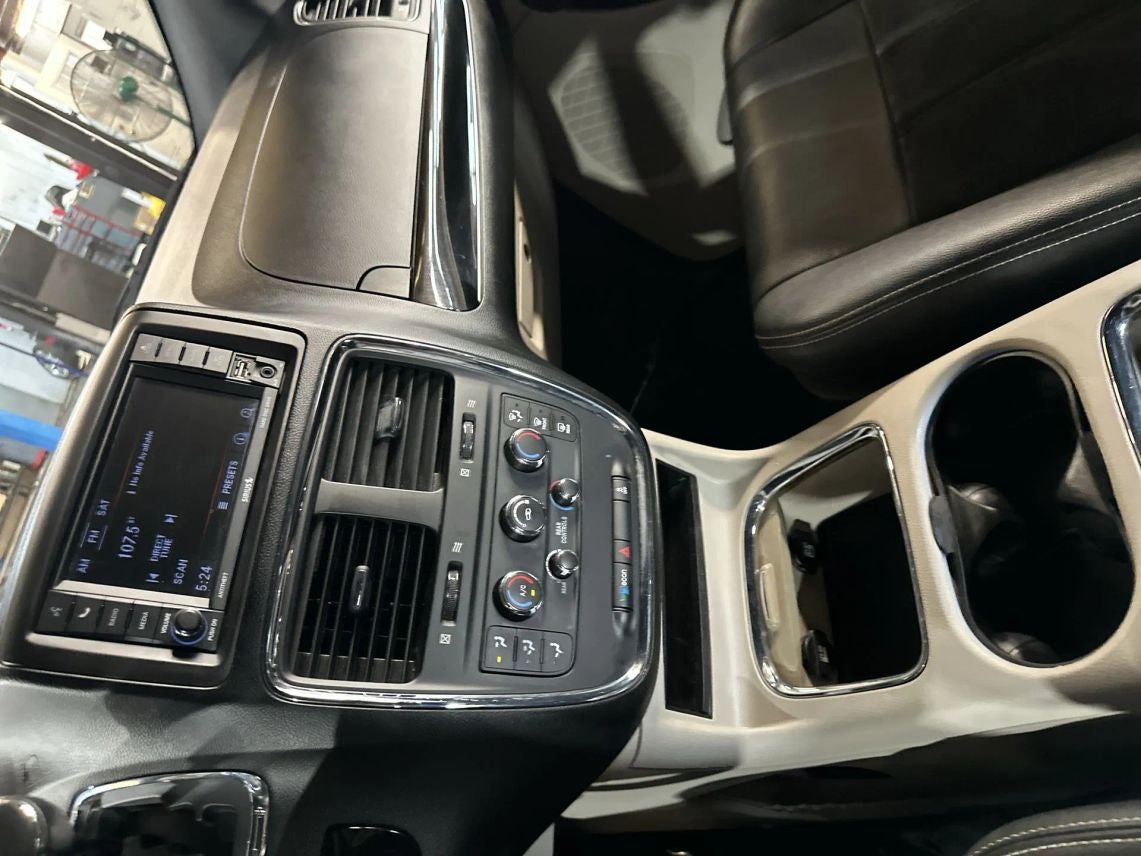 2019 Dodge Grand Caravan Passenger SXT Minivan 4D
