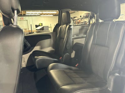 2019 Dodge Grand Caravan Passenger SXT Minivan 4D