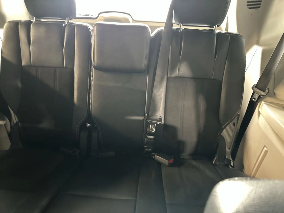 2019 Dodge Grand Caravan Passenger SXT Minivan 4D