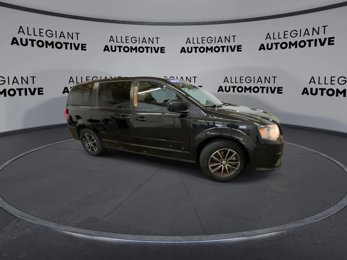 2017 Dodge Grand Caravan Passenger GT Minivan 4D