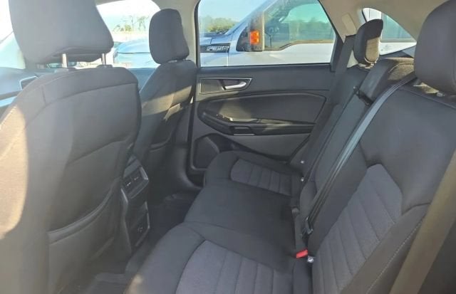 2021 Ford Edge SE Sport Utility 4D