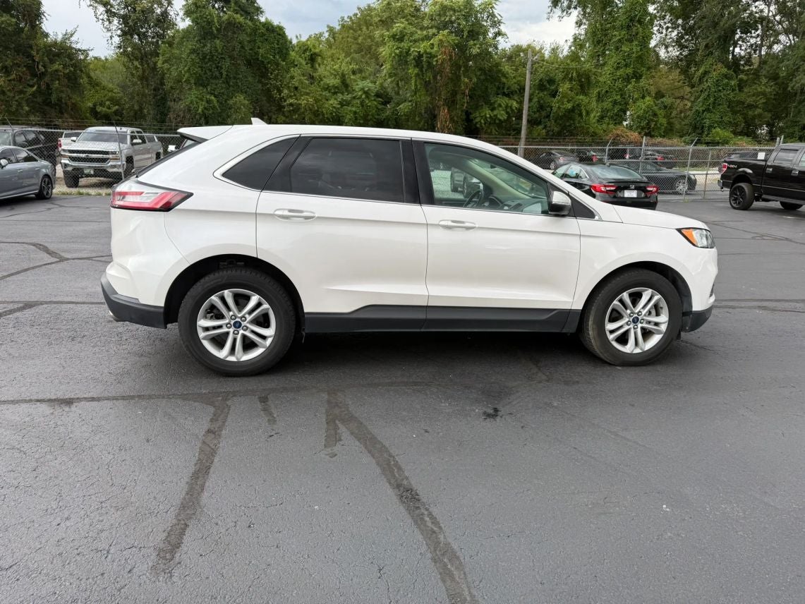 2019 Ford Edge SEL Sport Utility 4D