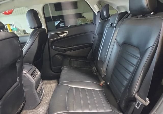 2020 Ford Edge SEL Sport Utility 4D