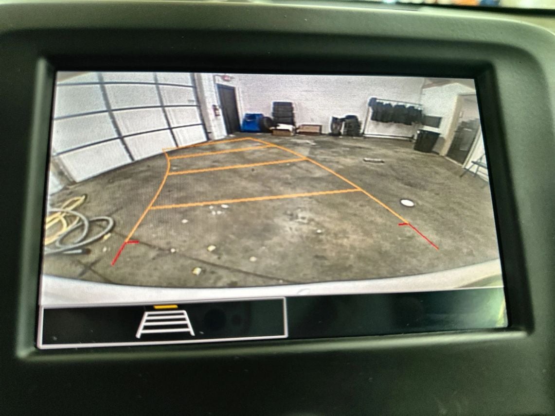 2022 Chevrolet Equinox LS Sport Utility 4D