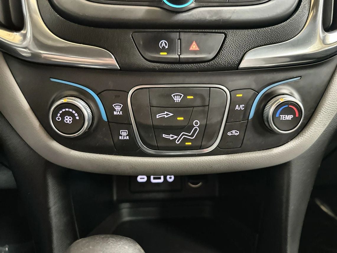 2022 Chevrolet Equinox LS Sport Utility 4D