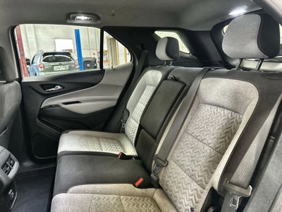 2022 Chevrolet Equinox LS Sport Utility 4D