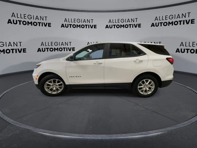 2022 Chevrolet Equinox LS Sport Utility 4D