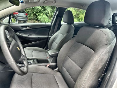 2017 Chevrolet Cruze LT Hatchback 4D