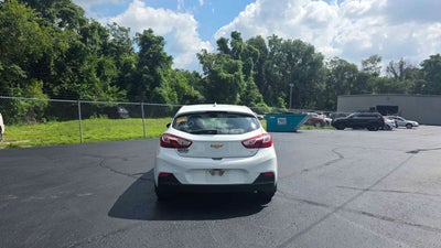 2017 Chevrolet Cruze LT Hatchback 4D