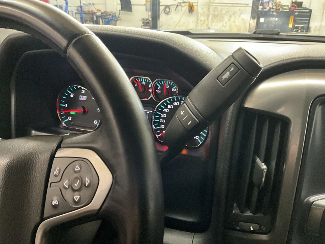 2017 Chevrolet Silverado 1500 Crew Cab LT Pickup 4D 5 3/4 ft