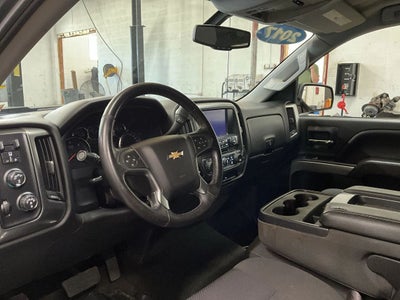 2017 Chevrolet Silverado 1500 Crew Cab LT Pickup 4D 5 3/4 ft