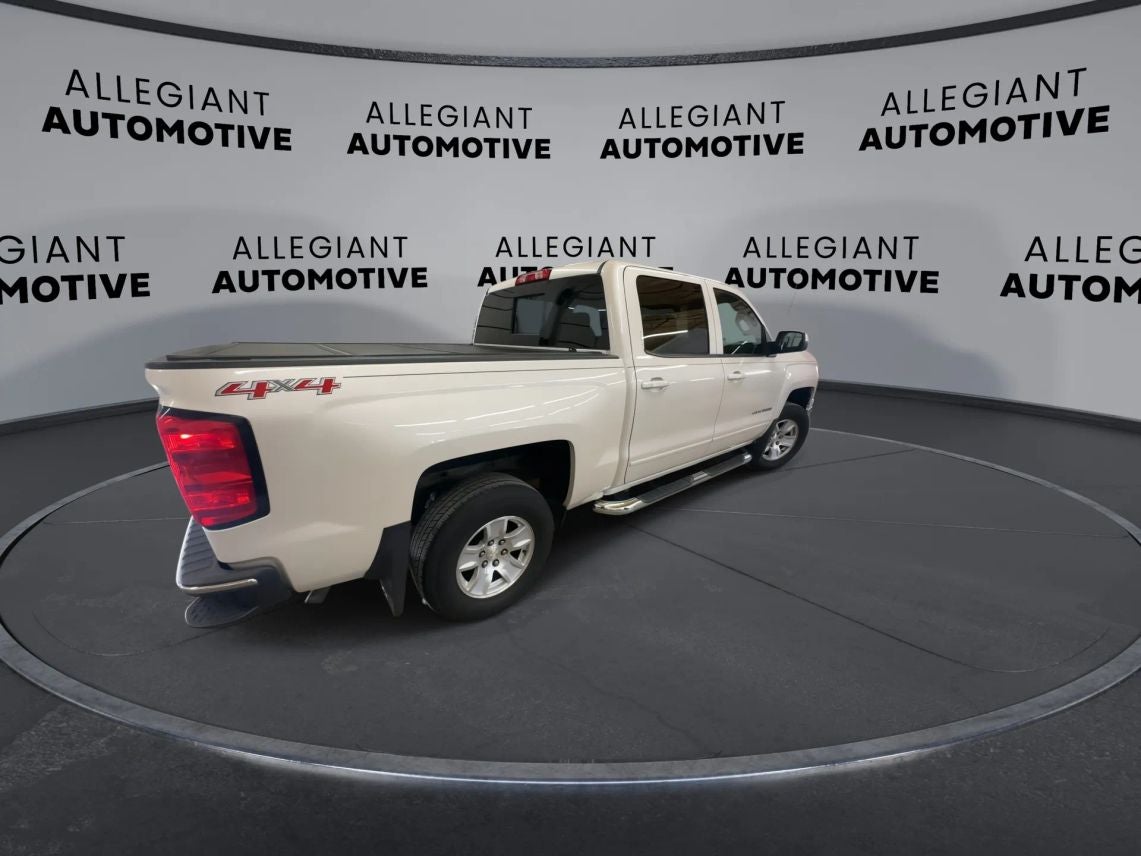 2015 Chevrolet Silverado 1500 Crew Cab LT Pickup 4D 5 3/4 ft