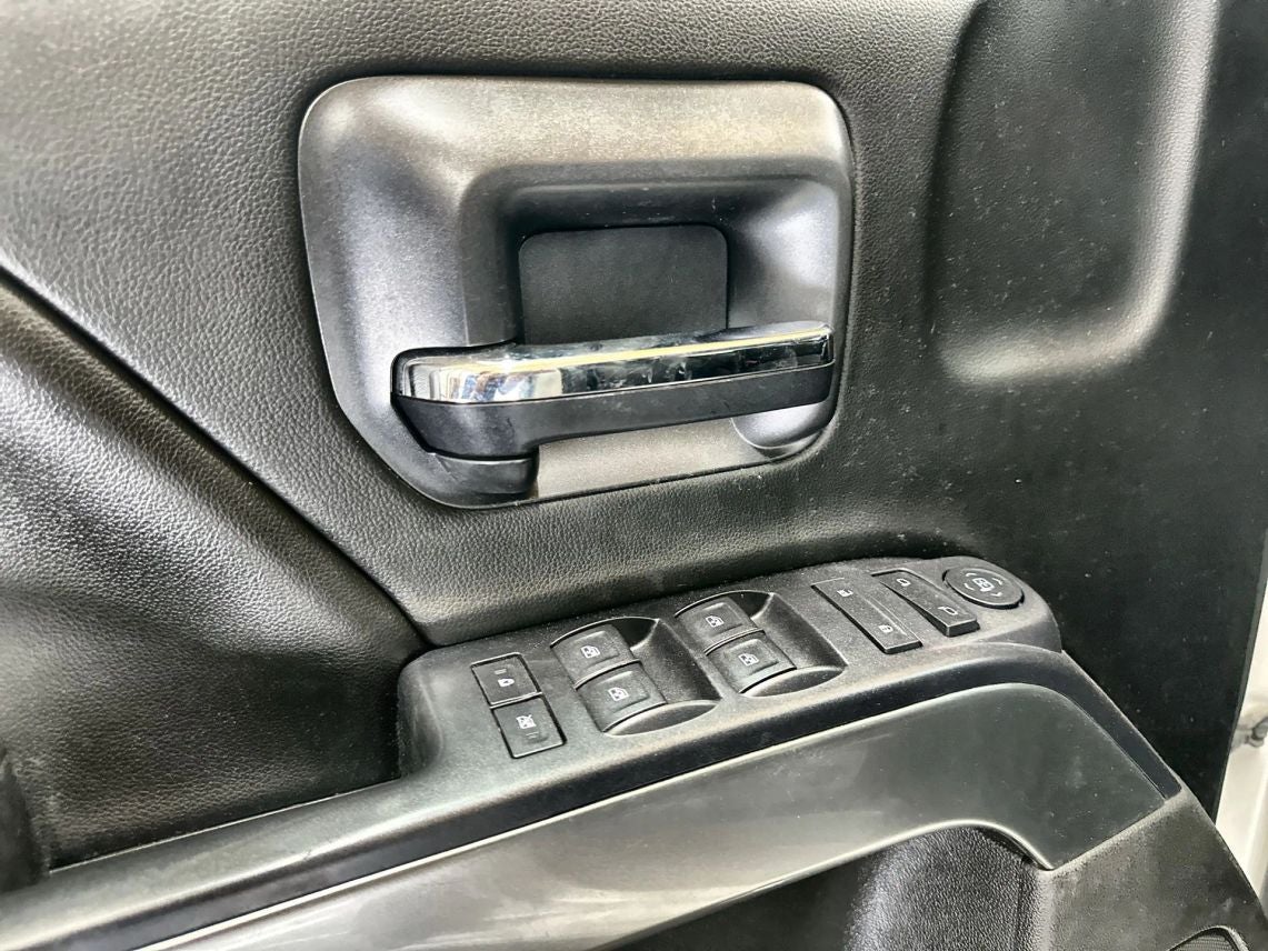 2015 Chevrolet Silverado 1500 Crew Cab LT Pickup 4D 5 3/4 ft