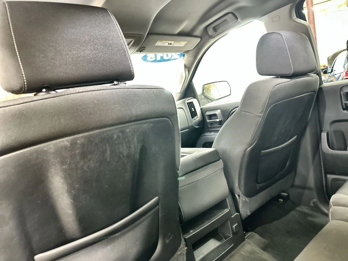 2015 Chevrolet Silverado 1500 Crew Cab LT Pickup 4D 5 3/4 ft