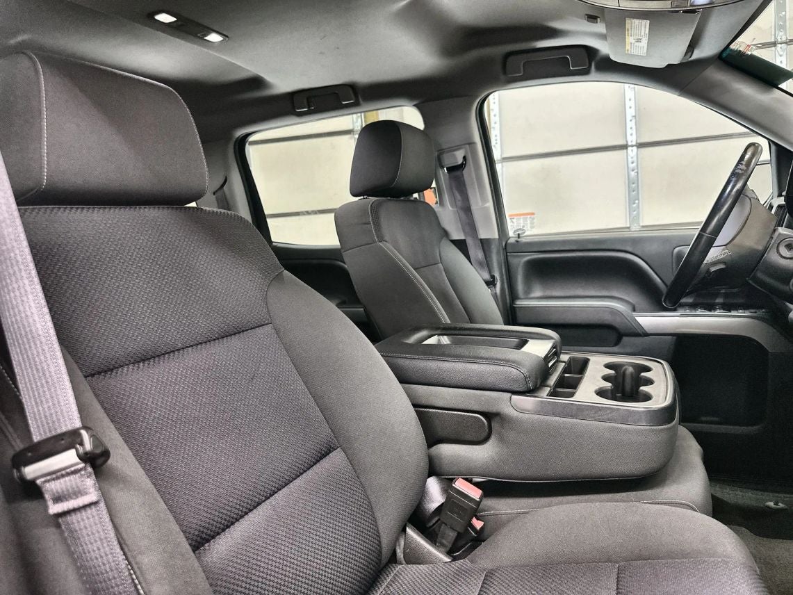 2015 Chevrolet Silverado 1500 Crew Cab LT Pickup 4D 5 3/4 ft