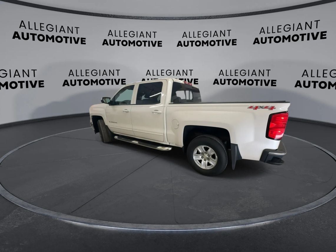 2015 Chevrolet Silverado 1500 Crew Cab LT Pickup 4D 5 3/4 ft