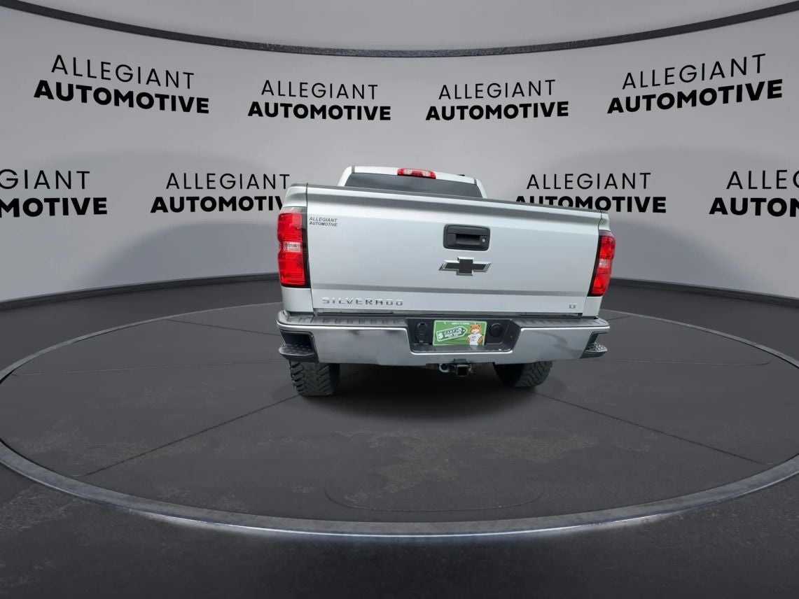 2018 Chevrolet Silverado 1500 Crew Cab LT Pickup 4D 5 3/4 ft