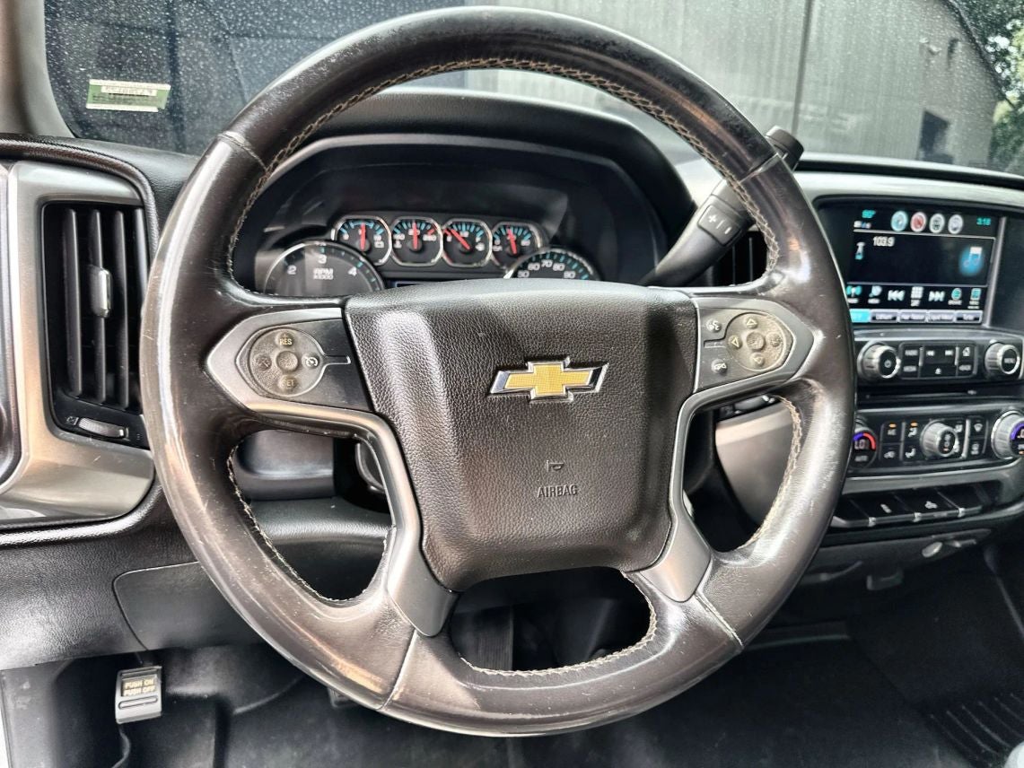 2018 Chevrolet Silverado 1500 Crew Cab LT Pickup 4D 5 3/4 ft