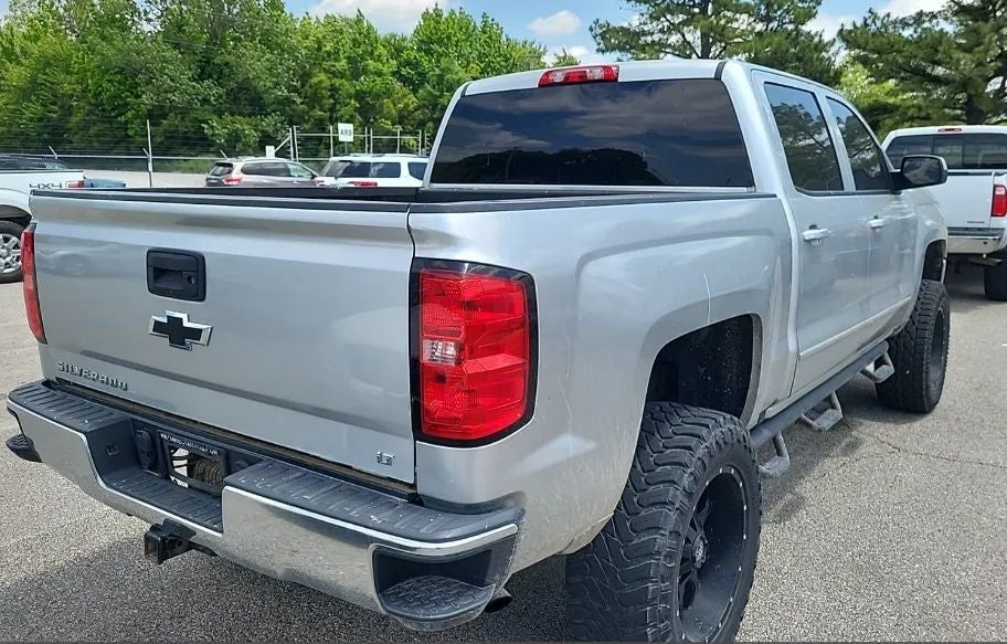 2018 Chevrolet Silverado 1500 Crew Cab LT Pickup 4D 5 3/4 ft