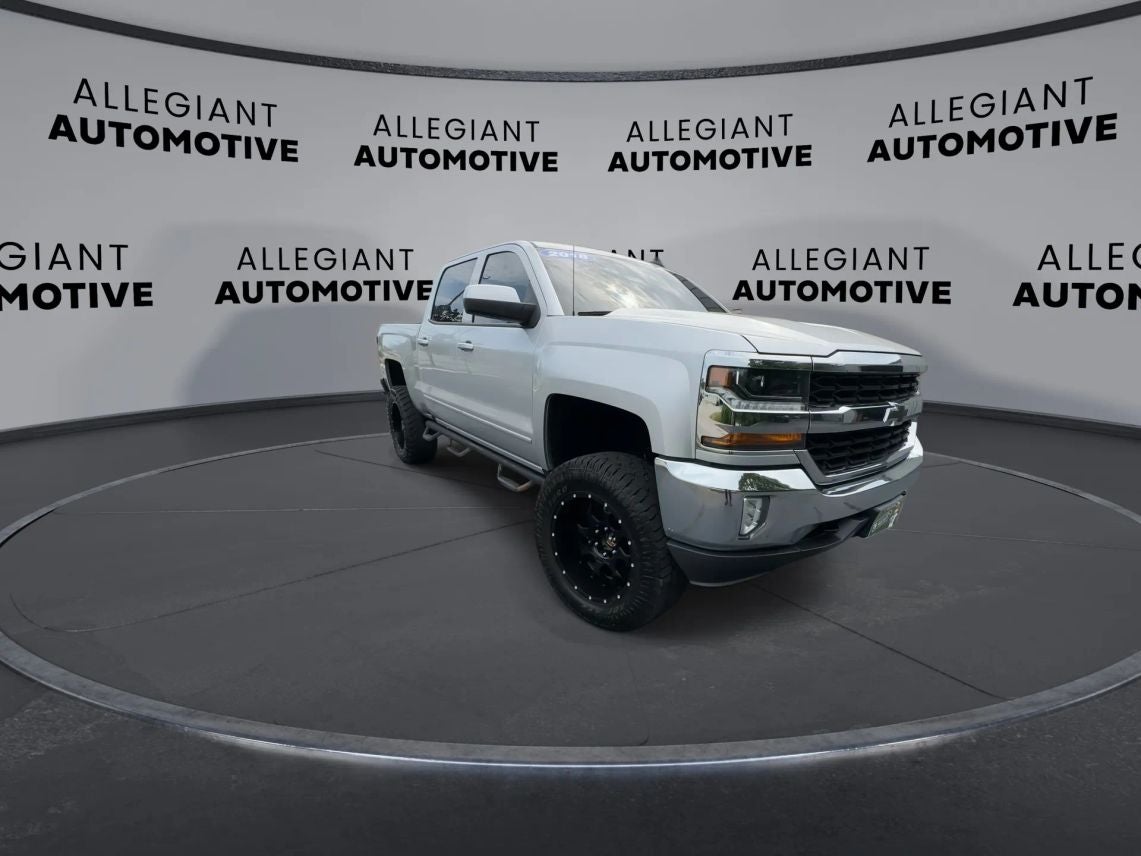2018 Chevrolet Silverado 1500 Crew Cab LT Pickup 4D 5 3/4 ft