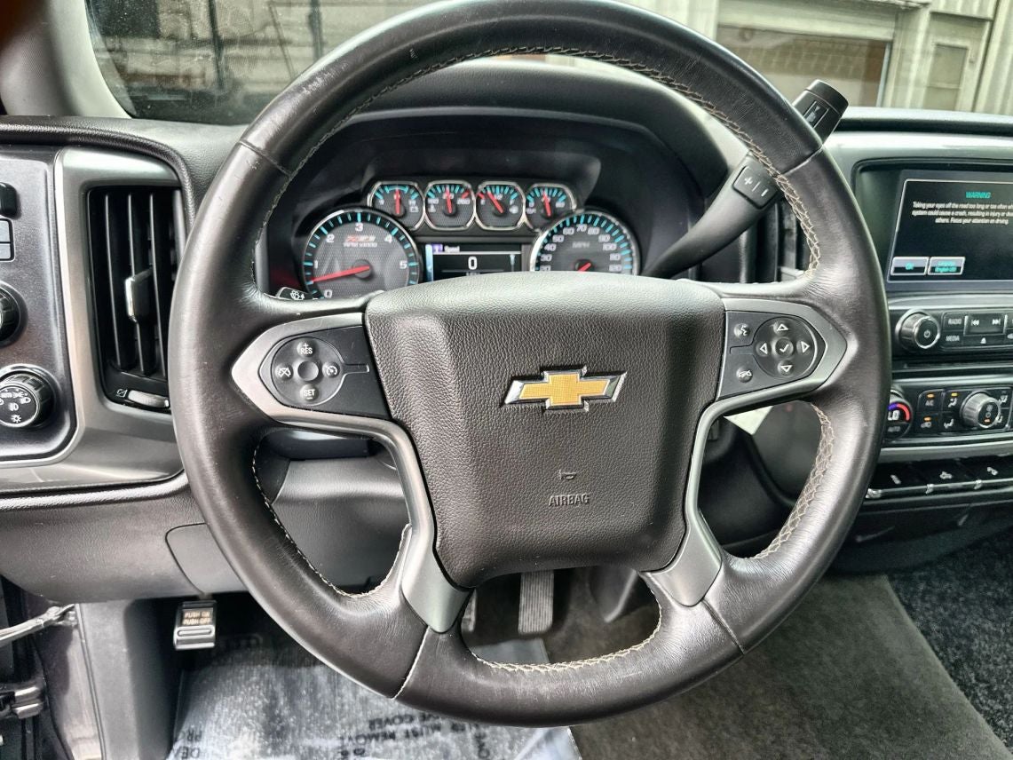 2015 Chevrolet Silverado 1500 Crew Cab Z71 LT Pickup 4D 5 3/4 ft